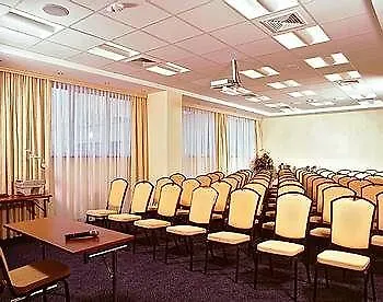 Qubus Hotel 3*