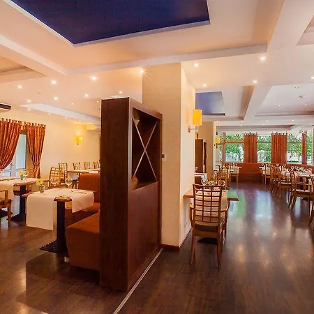 Qubus Hotel